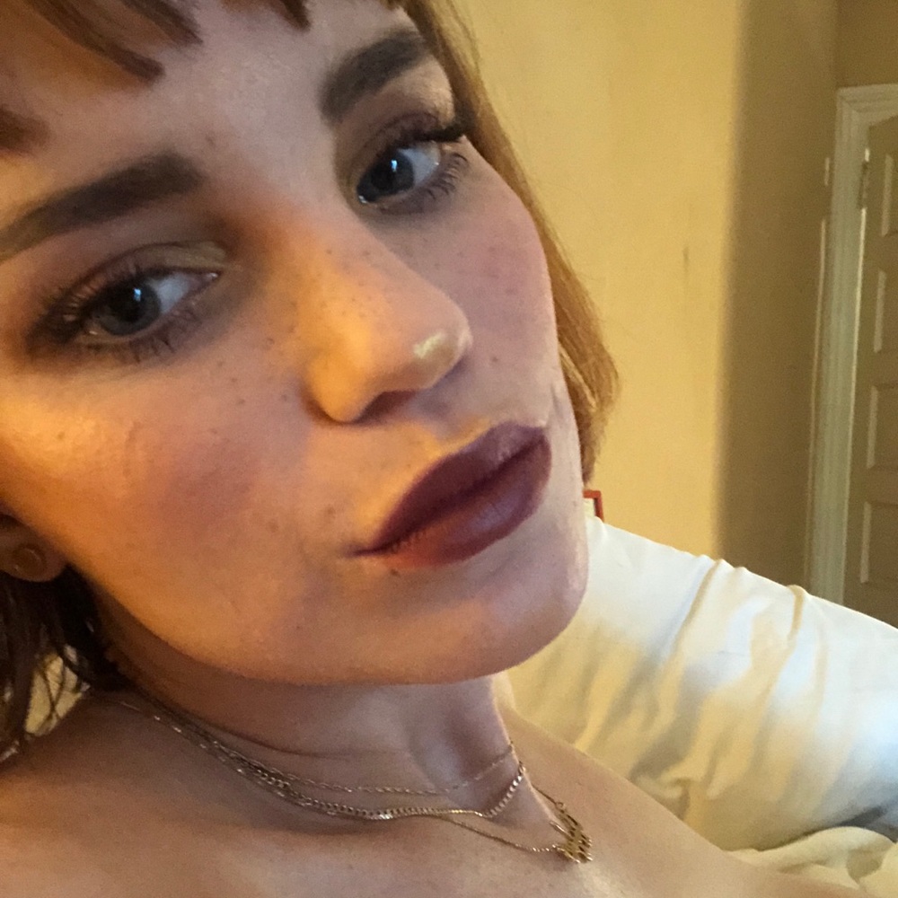 Meet your Posher, Helena